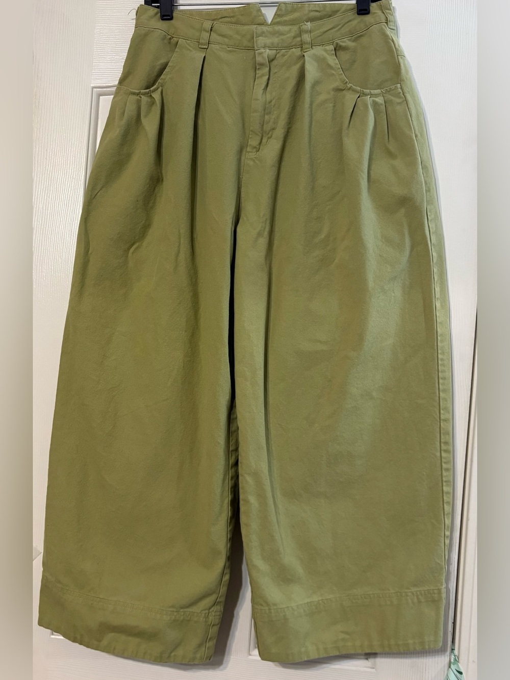 MNK Barrel wide Leg Olive Green 100% Cotton Pants